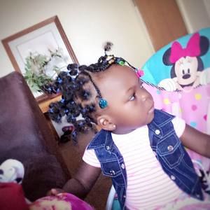 Meet your Posher, Noura